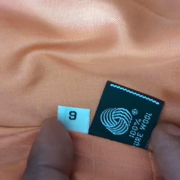 100%Wool Blazer - Picture 2 of 3